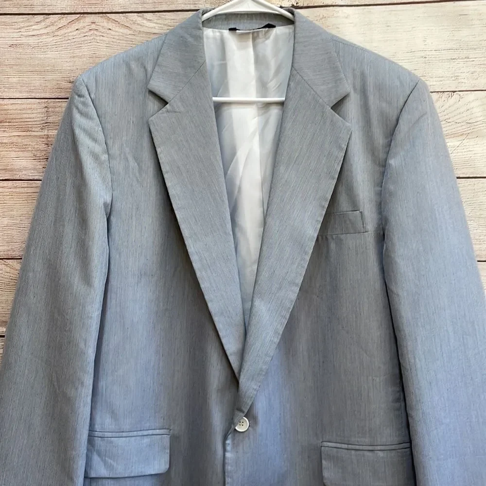 VINTAGE HAGGAR BLAZER IN BLUE AND‎ WHITE PINSTRIPES
